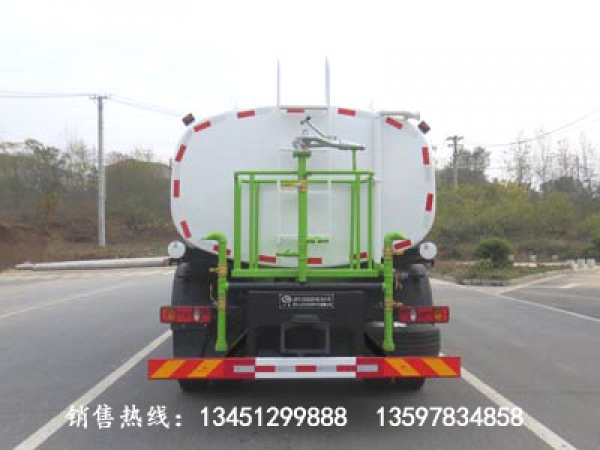 東風(fēng)天錦灑水車（國六）